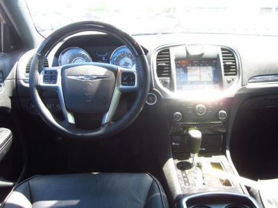 2011 Chrysler 300C