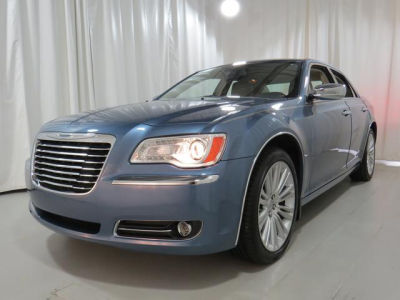 2011 Chrysler 300C  Base