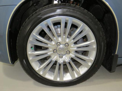 2011 Chrysler 300C  Base