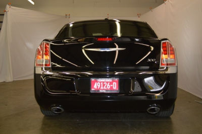 2012 Chrysler 300C  Base