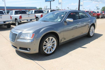 2011 Chrysler 300C  Base