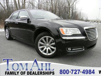 2011 Chrysler 300C  Base