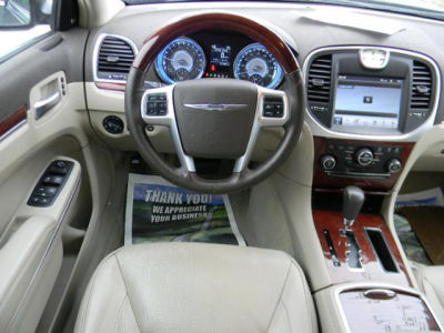 2011 Chrysler 300C  Base