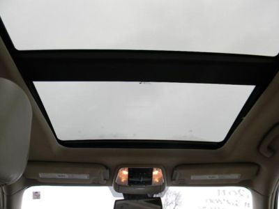 2011 Chrysler 300C  Base