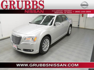 2012 Chrysler 300C  Base