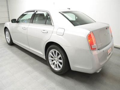 2012 Chrysler 300C  Base