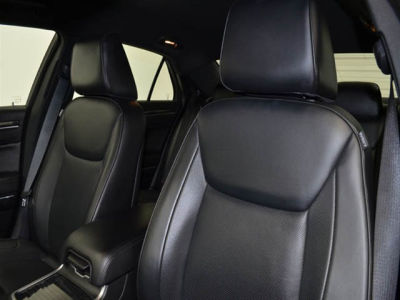 2012 Chrysler 300C  Base