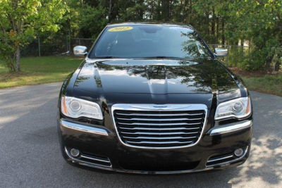 2012 Chrysler 300C  Base