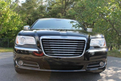 2012 Chrysler 300C  Base