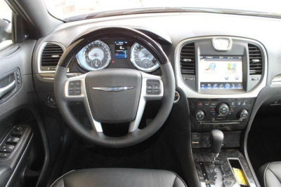2012 Chrysler 300C  Base