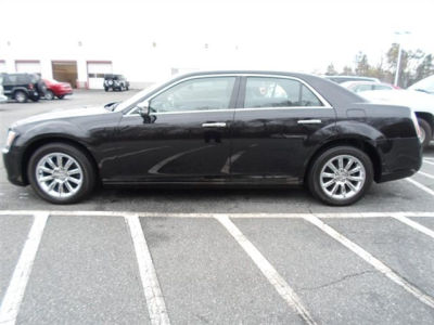 2011 Chrysler 300C  Base