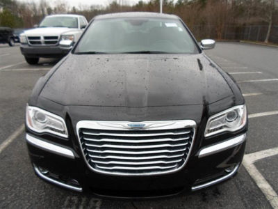 2011 Chrysler 300C  Base