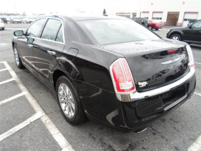 2011 Chrysler 300C  Base