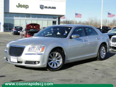 2012 Chrysler 300C  Base