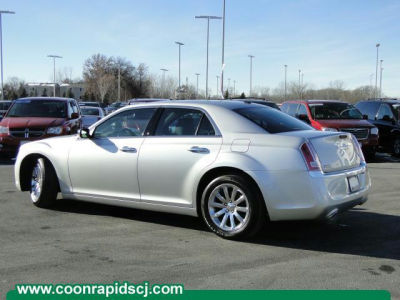 2012 Chrysler 300C  Base
