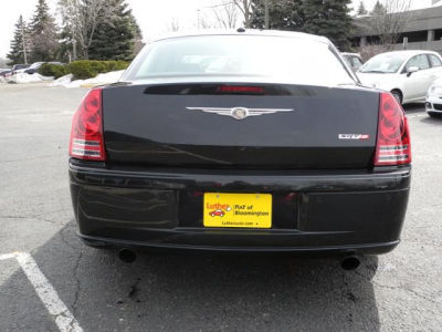 2010 Chrysler 300C  SRT-8