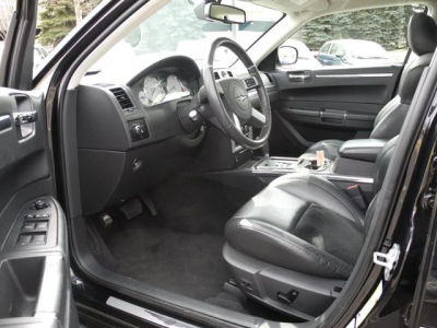 2010 Chrysler 300C  SRT-8