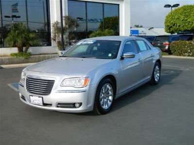 2012 Chrysler 300C  Base