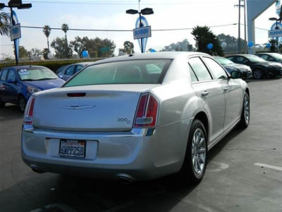 2012 Chrysler 300C  Base