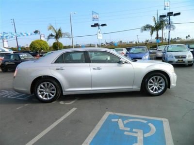 2012 Chrysler 300C  Base