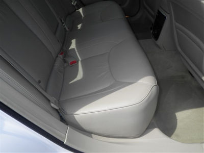 2011 Chrysler 300C  Base