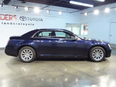 2012 Chrysler 300C  Base