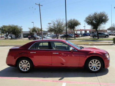 2012 Chrysler 300C  Base