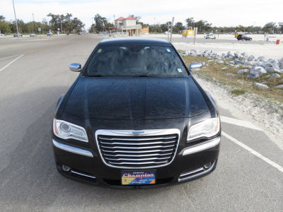 2012 Chrysler 300C  Base