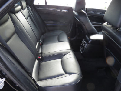 2012 Chrysler 300C  Base