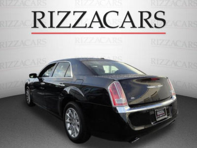 2011 Chrysler 300C  Base