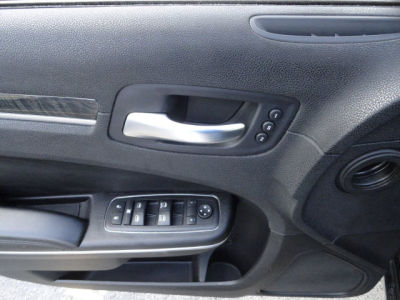 2011 Chrysler 300C  Base