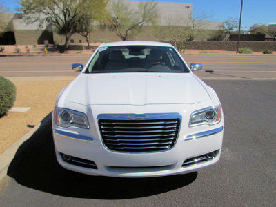 2011 Chrysler 300C  Base