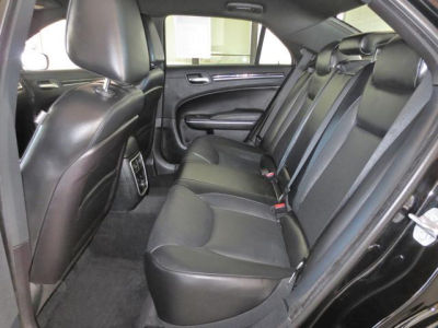 2012 Chrysler 300C  Base