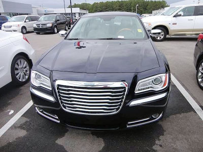 2012 Chrysler 300C  Base