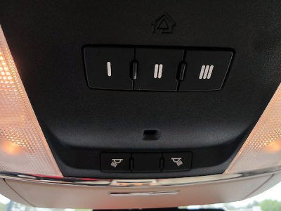 2012 Chrysler 300C  Base