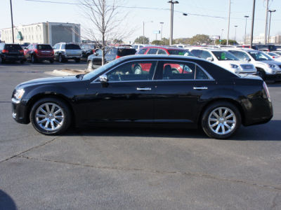 2012 Chrysler 300C  Base
