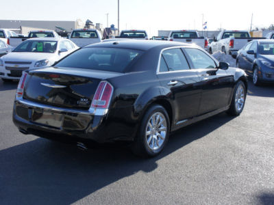2012 Chrysler 300C  Base