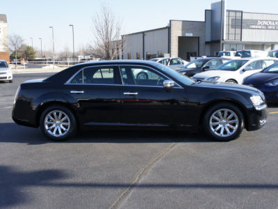 2012 Chrysler 300C  Base