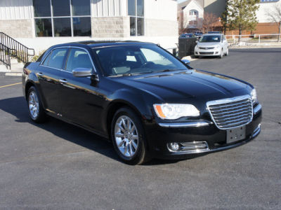 2012 Chrysler 300C  Base