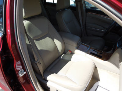 2012 Chrysler 300C  Base