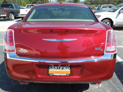2012 Chrysler 300C  Base