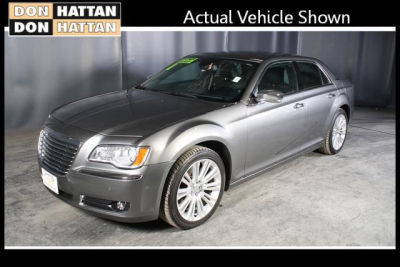 2011 Chrysler 300C  Base