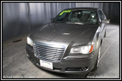 2011 Chrysler 300C  Base