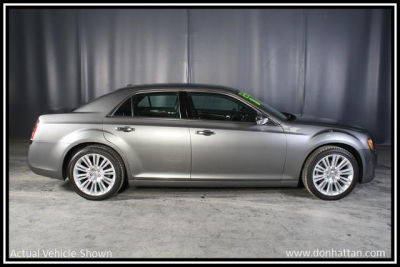 2011 Chrysler 300C  Base