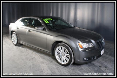 2011 Chrysler 300C  Base