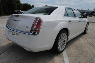 2012 Chrysler 300C  Base