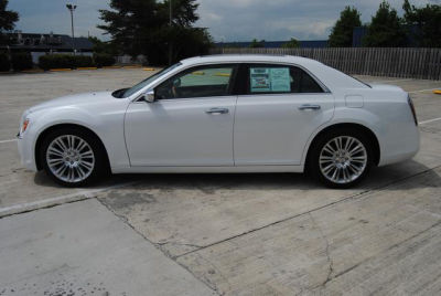 2012 Chrysler 300C  Base