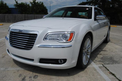 2012 Chrysler 300C  Base