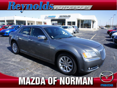 2012 Chrysler 300C  Base