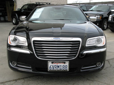 2012 Chrysler 300C  Base